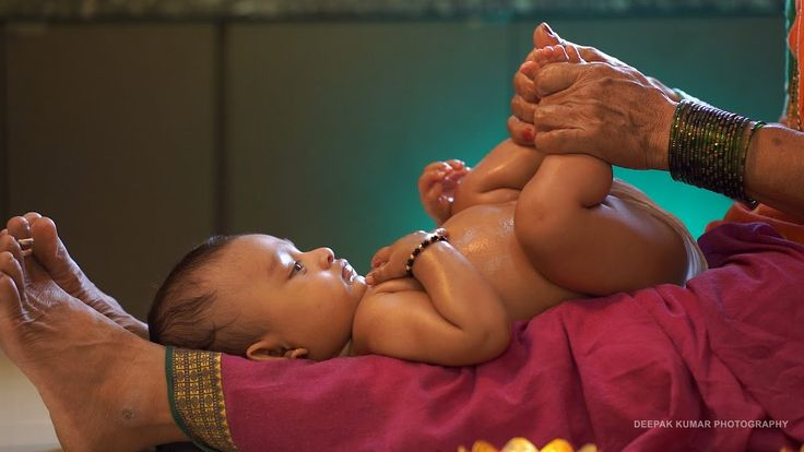 Benefits of Regular Baby Massages and the Best Oils to Use